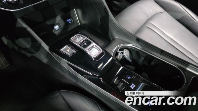 Hyundai Sonata 2022 — photo 12