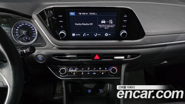 Hyundai Sonata 2022 — photo 20