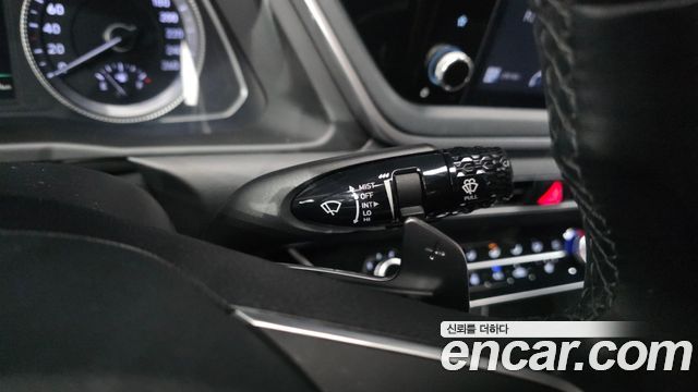 Hyundai Sonata 2022 — photo 27