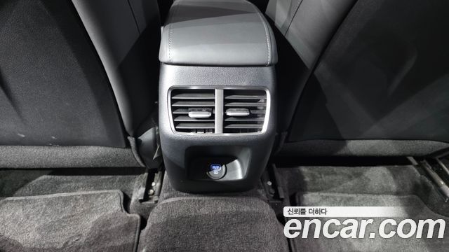 Hyundai Sonata 2022 — photo 30
