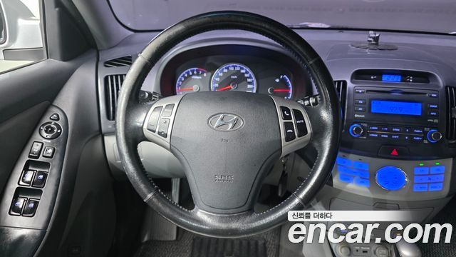 Hyundai AVANTE 2009 — photo 14