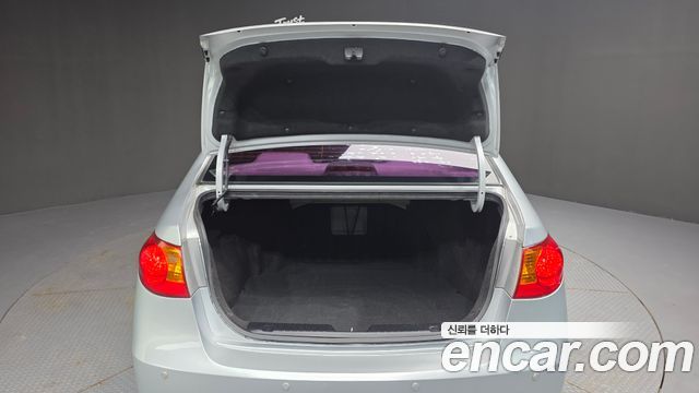 Hyundai AVANTE 2009 — photo 19