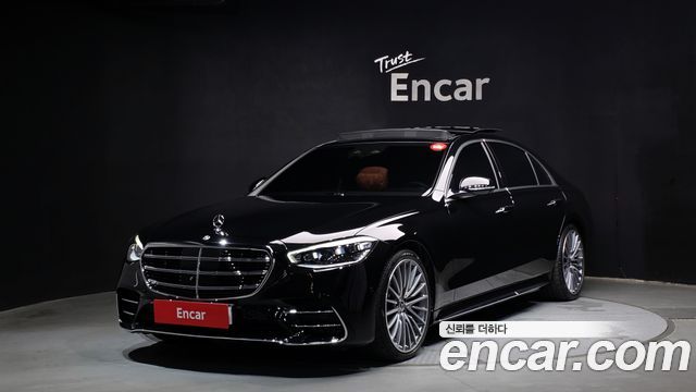 Mercedes-Benz S-Class 2026 — photo 1