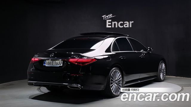 Mercedes-Benz S-Class 2026 — photo 2