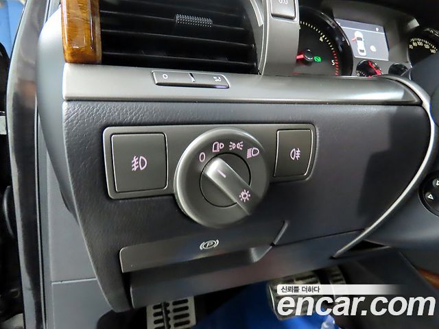 Volkswagen Phaeton 2013 — photo 13