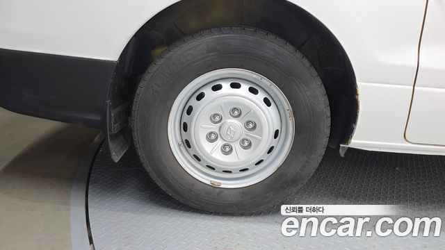 Hyundai Starex 2021 — photo 5