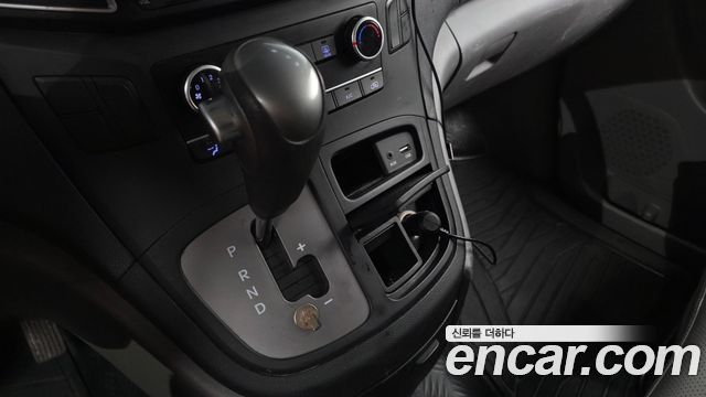 Hyundai Starex 2021 — photo 9