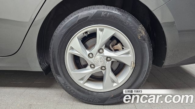 Hyundai AVANTE 2023 — photo 7