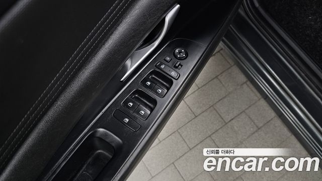 Hyundai AVANTE 2023 — photo 27
