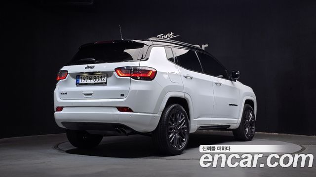 Jeep Compass 2022 — photo 2