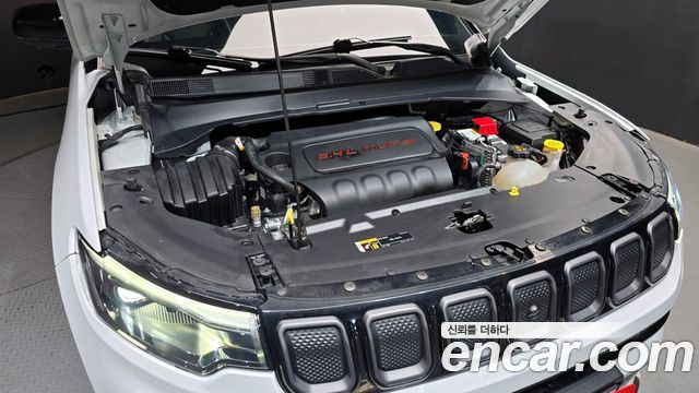 Jeep Compass 2022 — photo 6