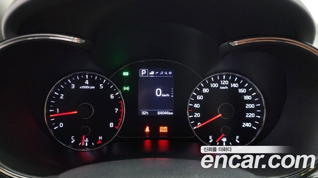 Kia K3 2016 — photo 11