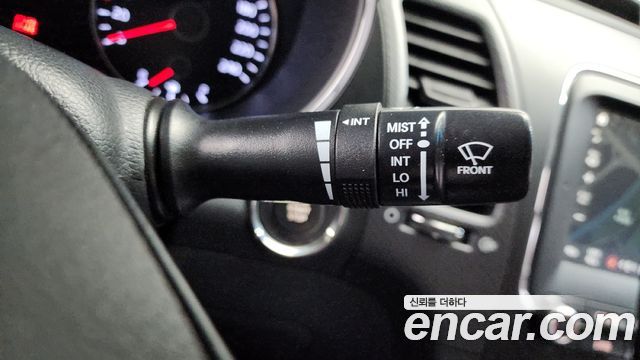 Kia K3 2016 — photo 23