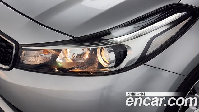 Kia K3 2016 — photo 8