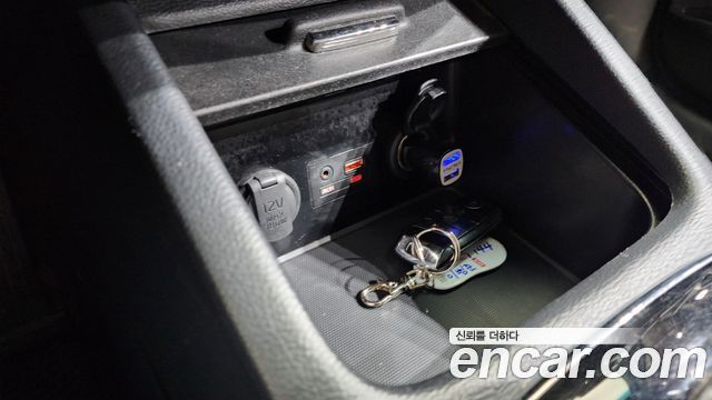 Kia K3 2016 — photo 33