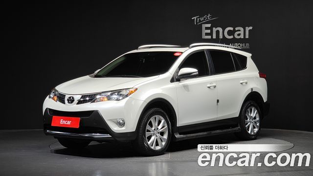 Toyota RAV4 2015 — photo 1