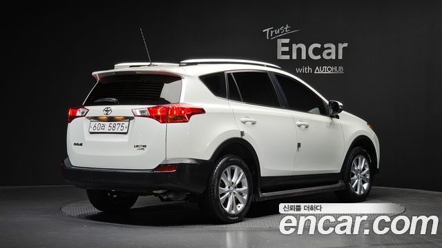 Toyota RAV4 2015 — photo 2