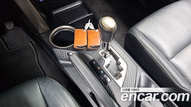 Toyota RAV4 2015 — photo 12
