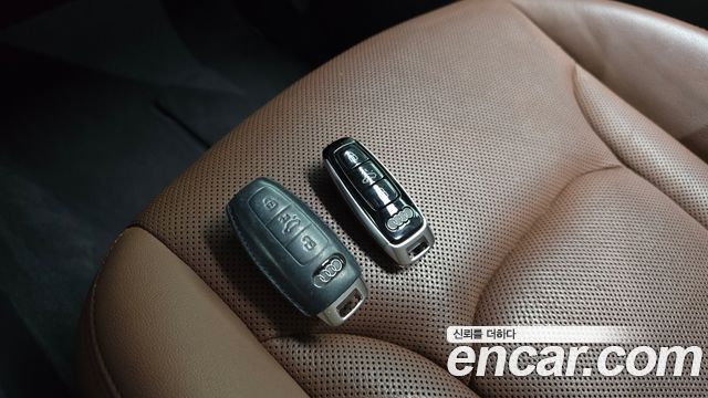 Audi Q7 2021 — photo 21