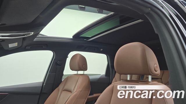 Audi Q7 2021 — photo 22