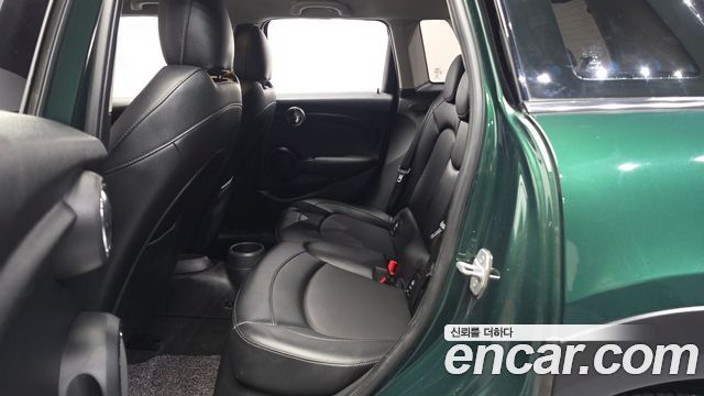 Mini Cooper 2017 — photo 12