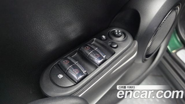 Mini Cooper 2017 — photo 18