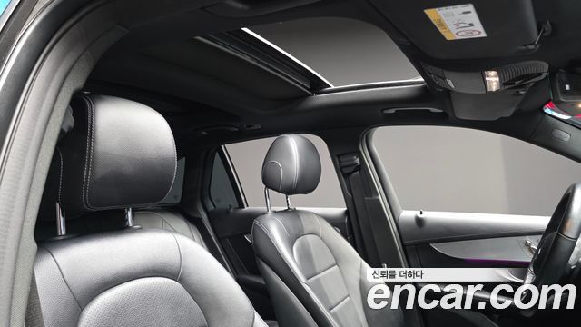 Mercedes-Benz GLC-Class 2021 — photo 26