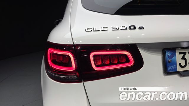 Mercedes-Benz GLC-Class 2021 — photo 9