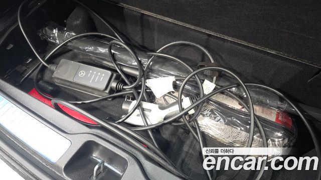 Mercedes-Benz GLC-Class 2021 — photo 27