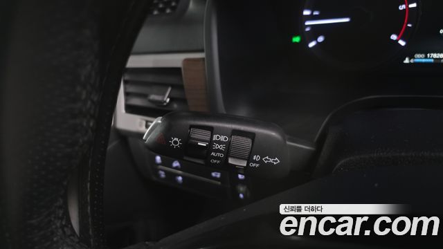KG Mobility Rexton 2018 — photo 16