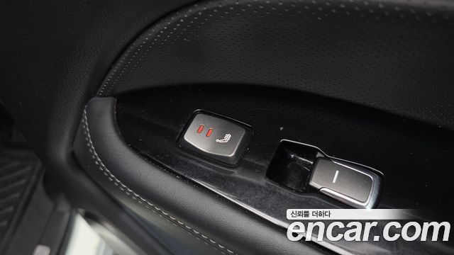 KG Mobility Rexton 2018 — photo 18