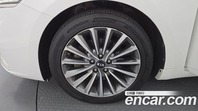 Kia K7 2016 — photo 5