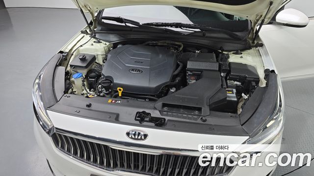Kia K7 2016 — photo 6