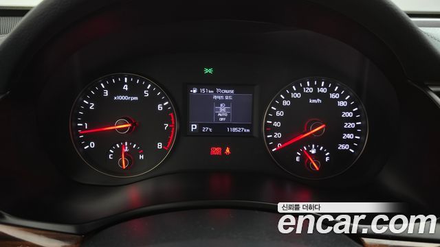 Kia K7 2016 — photo 8