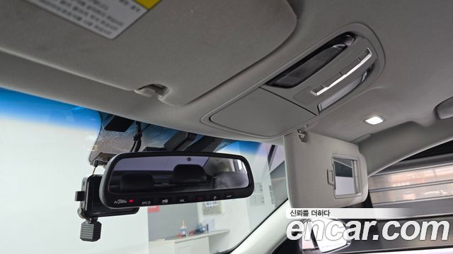 Kia K7 2016 — photo 20
