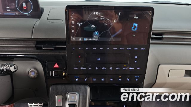Hyundai Staria 2023 — photo 19