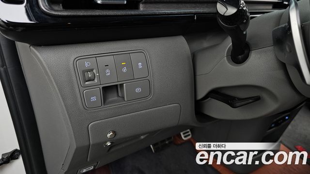 Hyundai Staria 2023 — photo 22