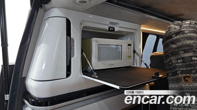 Hyundai Staria 2023 — photo 24