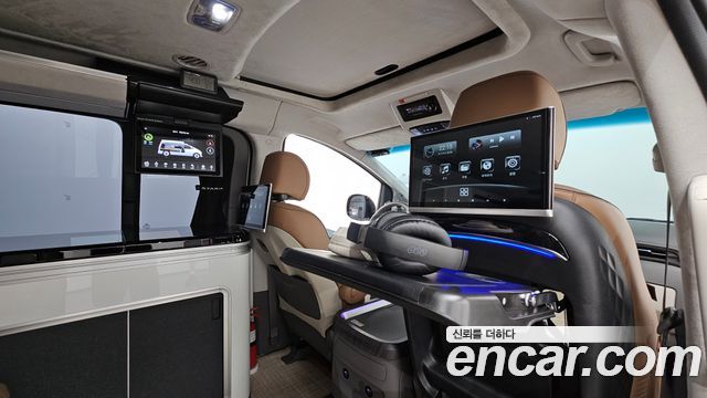 Hyundai Staria 2023 — photo 27