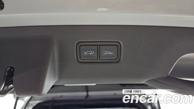 Hyundai Staria 2023 — photo 29