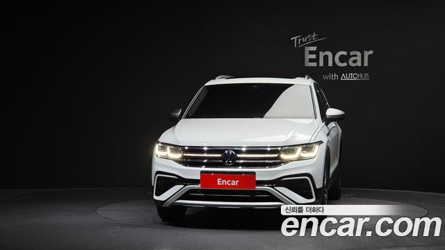 Volkswagen Tiguan 2024 — photo 3