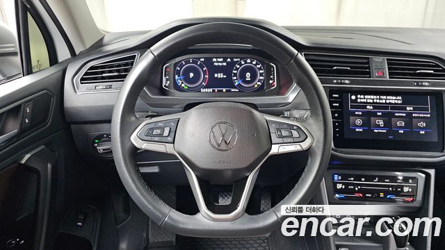Volkswagen Tiguan 2024 — photo 19