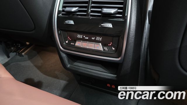 BMW X5 2026 — photo 25