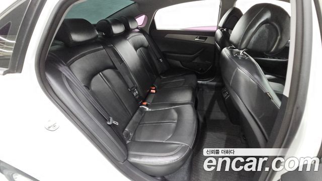 Hyundai Sonata 2015 — photo 11