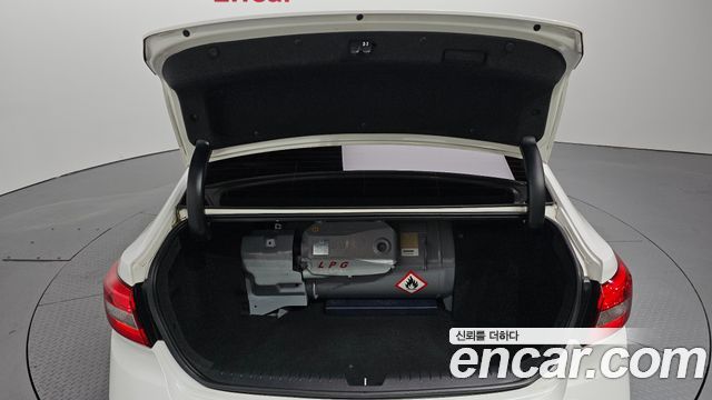 Hyundai Sonata 2015 — photo 20