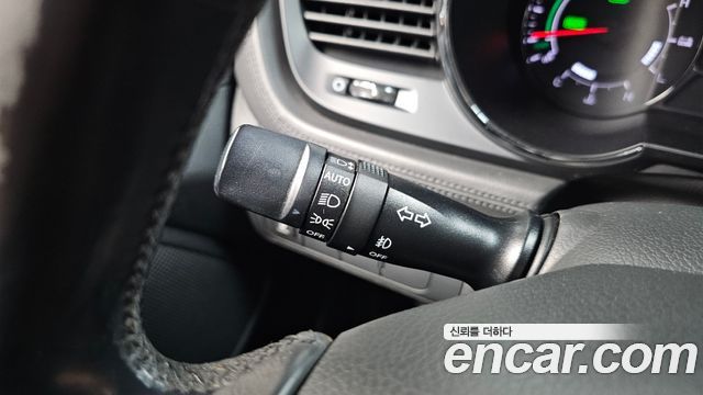 Kia K5 2013 — photo 26