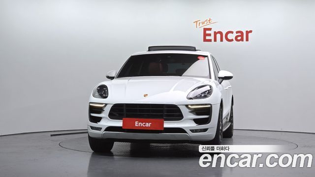 Porsche Macan 2017 — photo 3