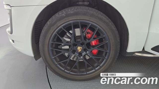 Porsche Macan 2017 — photo 5