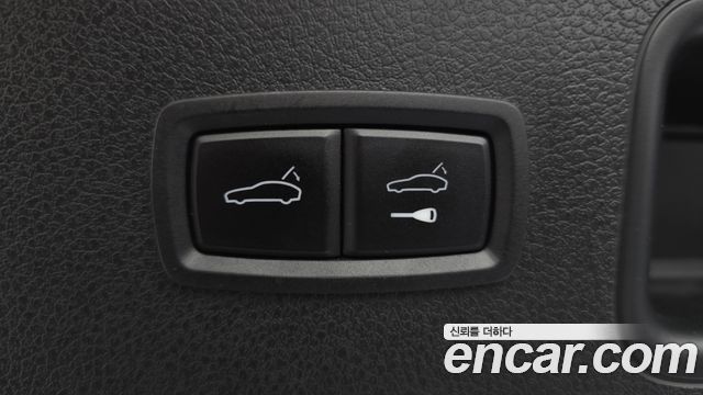 Porsche Macan 2017 — photo 15