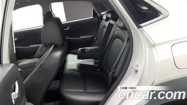 Hyundai Kona 2021 — photo 18